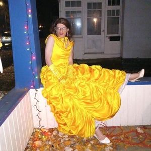 Meet your Posher, Kimberly